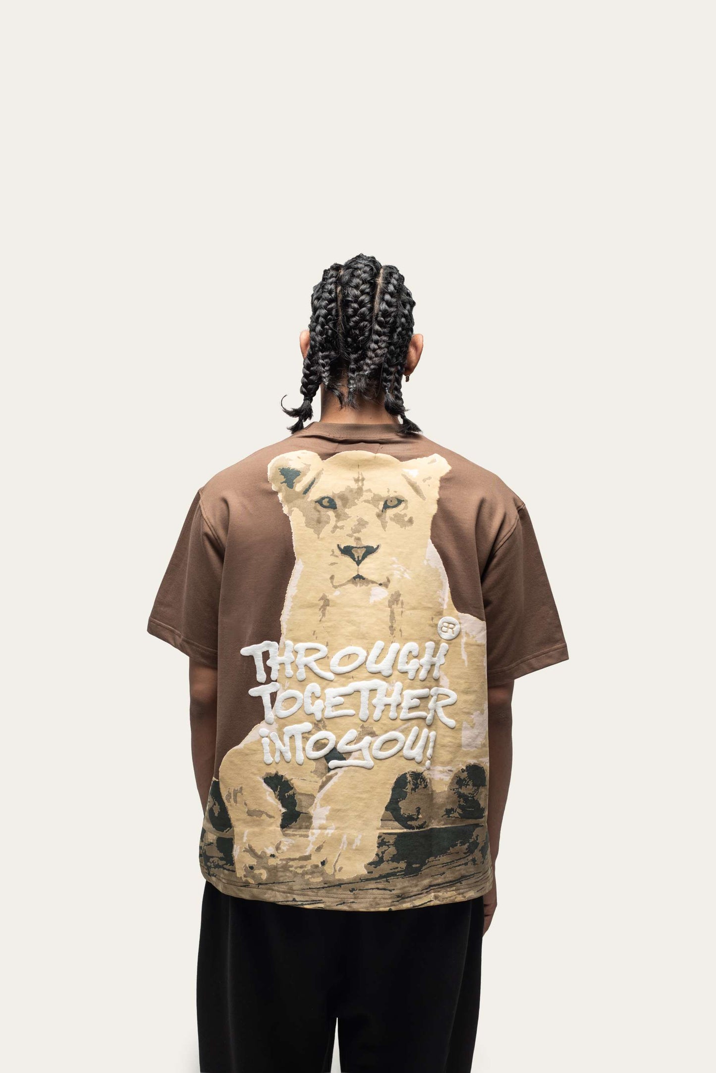 “Queen of the savanna” t-Shirt [UNISEX]